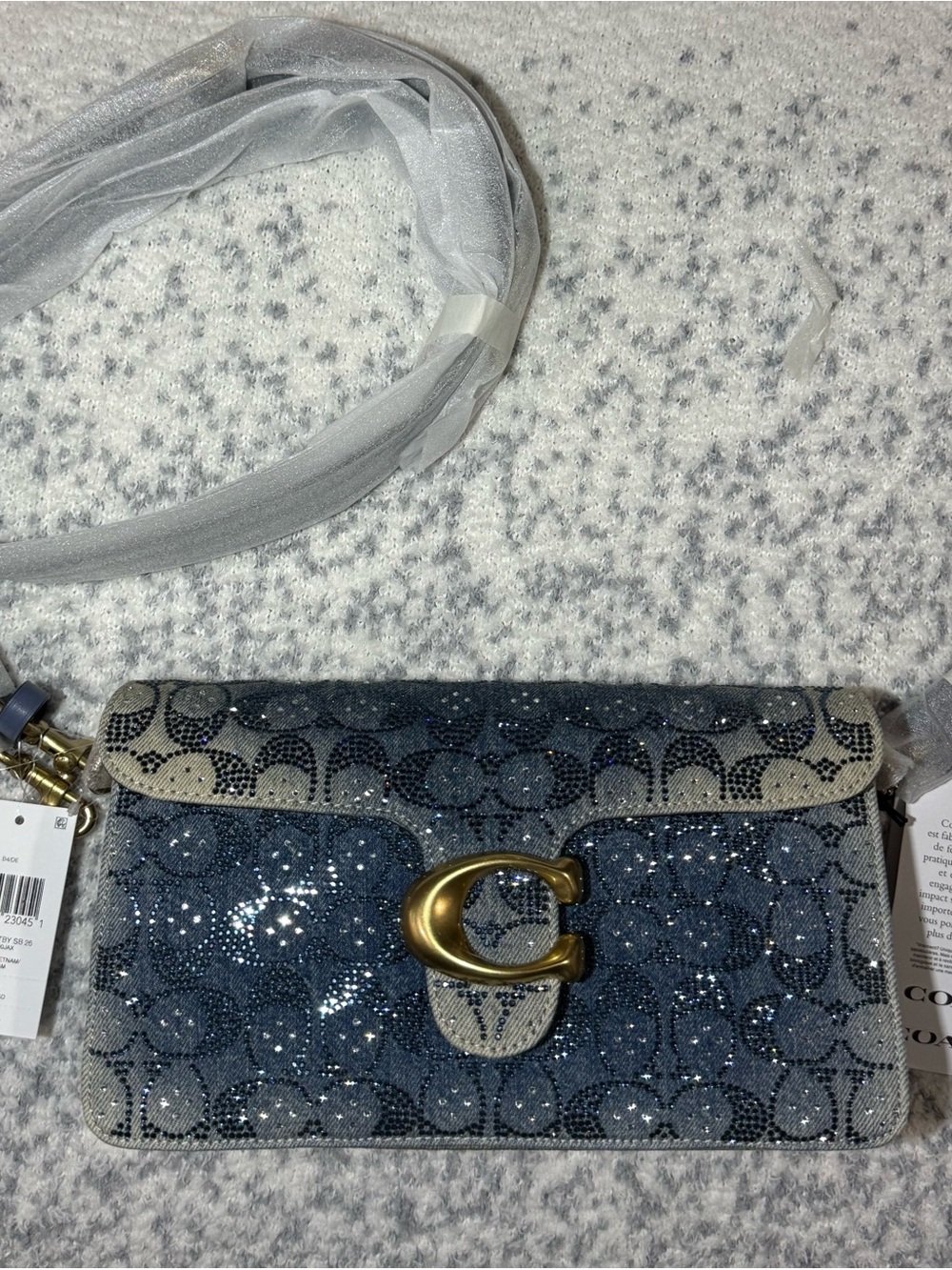Coach Crystal Signature
Denim Tabby 26 Shoulder
Bag